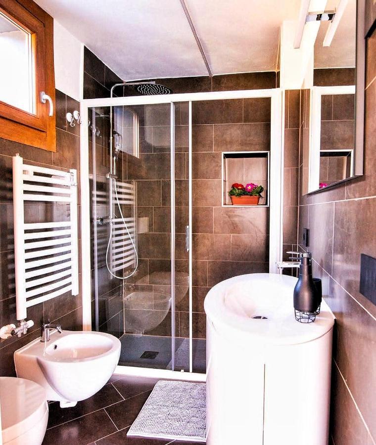 Villa Casa Angela à Dervio Extérieur photo